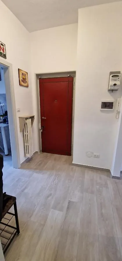 Shepherd'S House Milan Italy